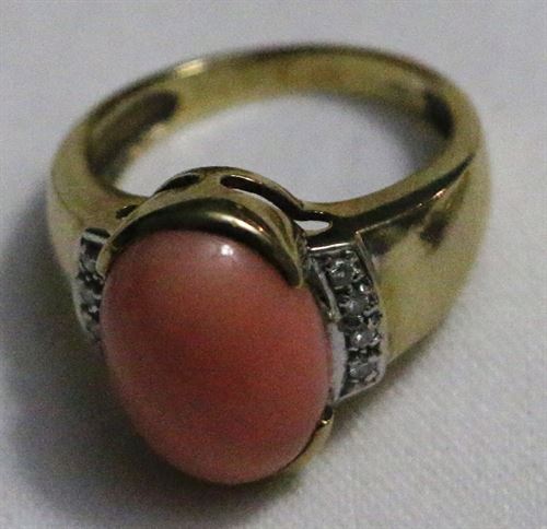 14K Gold Ring with Angel Skin Coral Cabochon and Diamonds